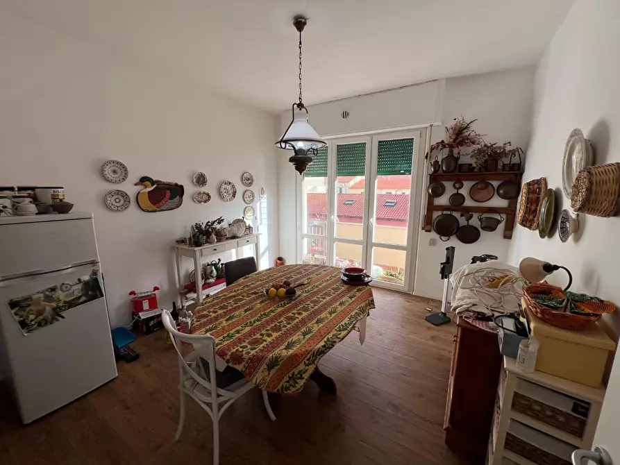 Immagine 7 di Appartamento in vendita  a Cecina