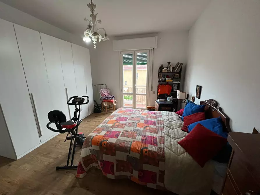 Immagine 11 di Appartamento in vendita  a Cecina