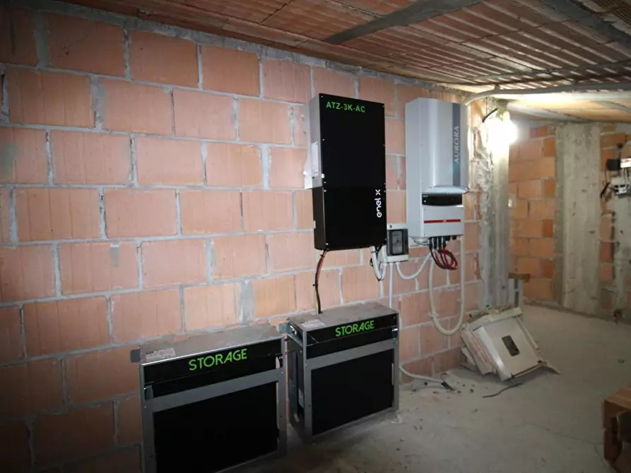 Immagine 49 di Casa trifamiliare in vendita  a San Giuliano Terme