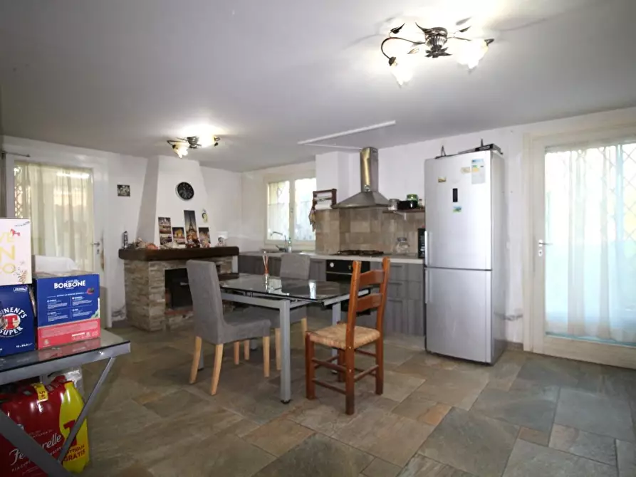 Immagine 41 di Casa trifamiliare in vendita  a San Giuliano Terme