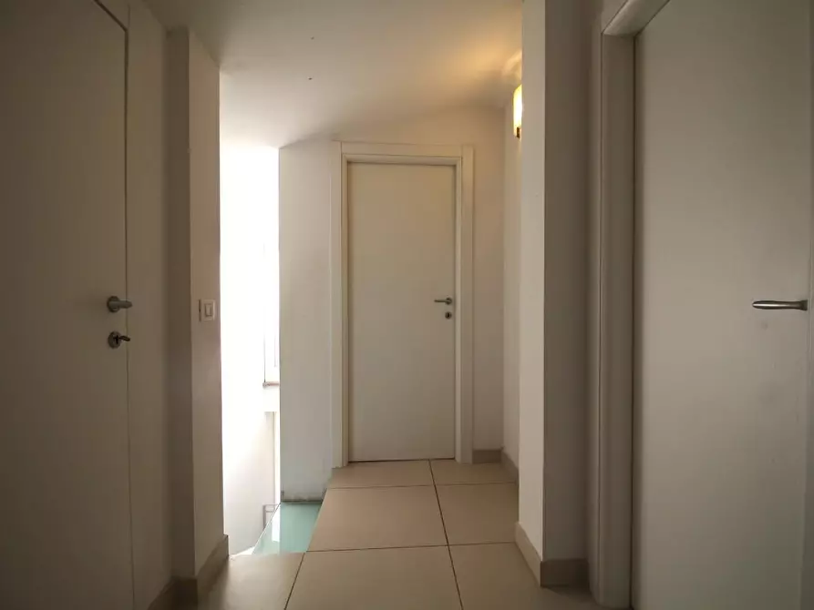 Immagine 34 di Casa trifamiliare in vendita  a San Giuliano Terme
