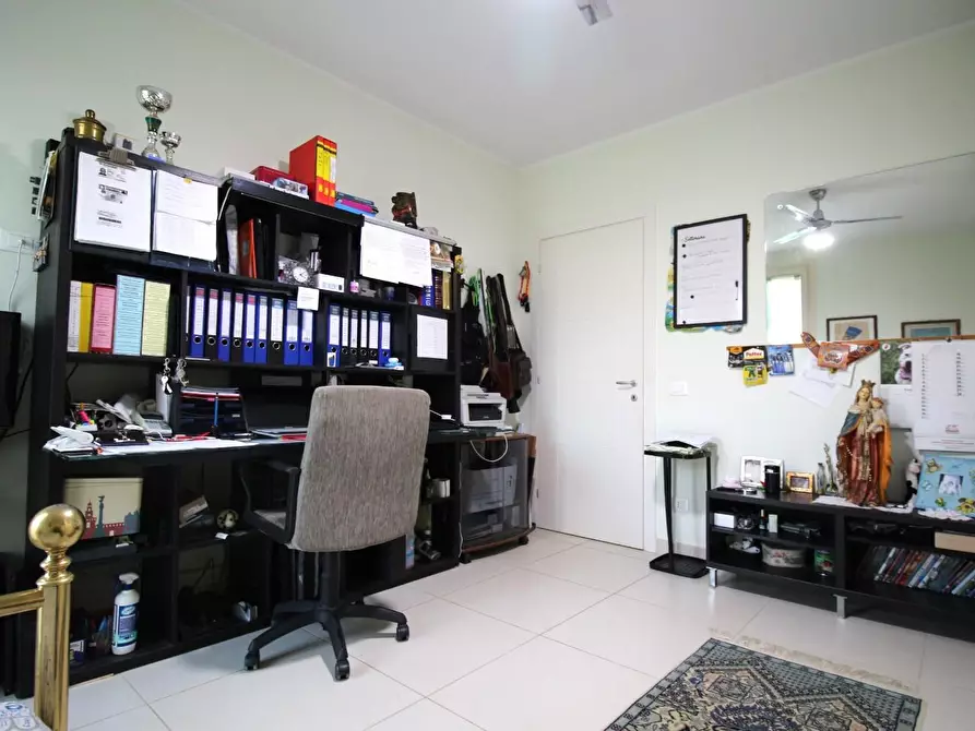 Immagine 15 di Casa trifamiliare in vendita  a San Giuliano Terme