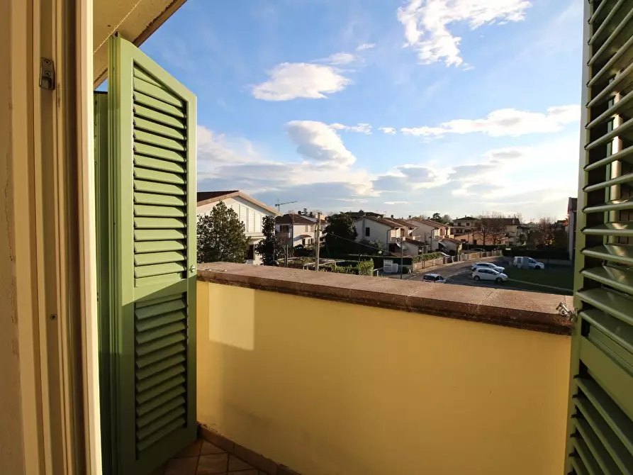 Immagine 28 di Casa trifamiliare in vendita  a San Giuliano Terme