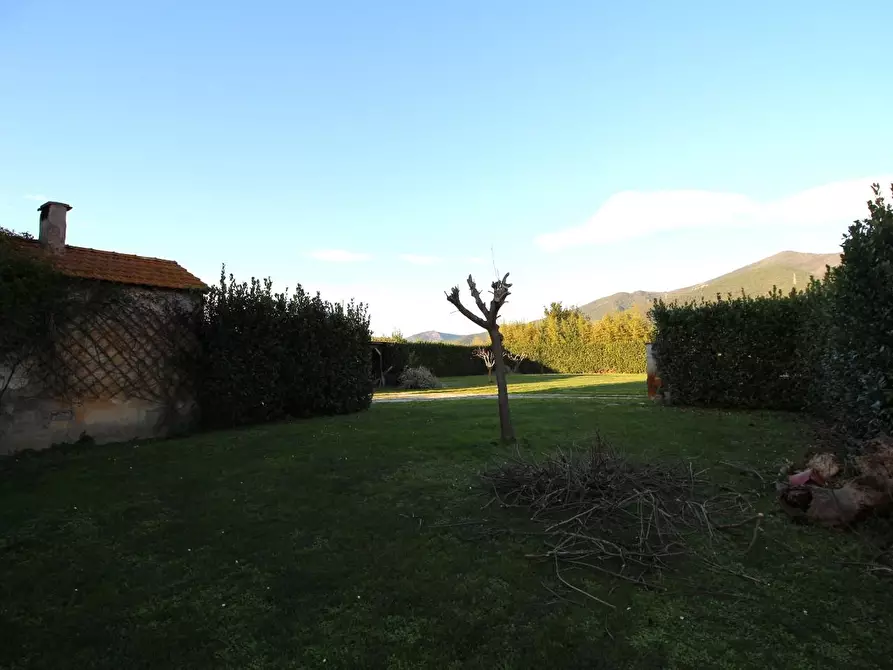 Immagine 44 di Casa trifamiliare in vendita  a San Giuliano Terme