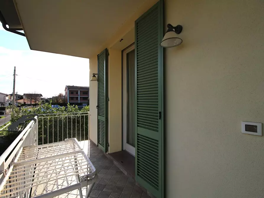 Immagine 22 di Casa trifamiliare in vendita  a San Giuliano Terme