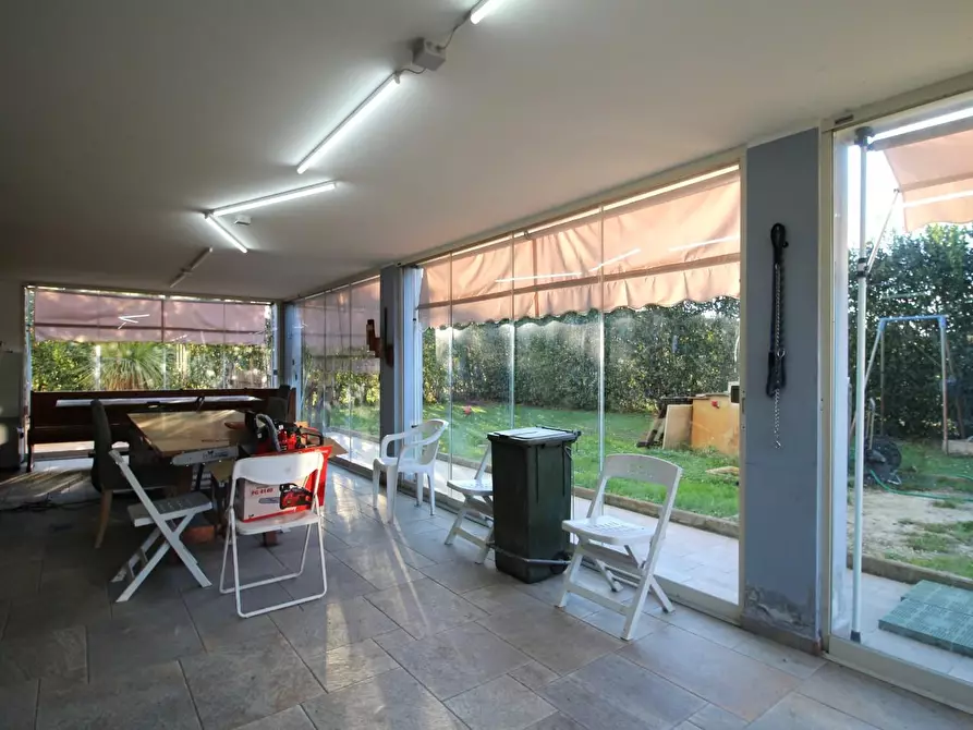 Immagine 43 di Casa trifamiliare in vendita  a San Giuliano Terme