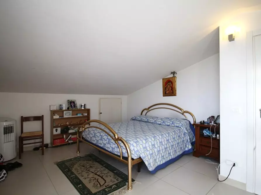 Immagine 29 di Casa trifamiliare in vendita  a San Giuliano Terme