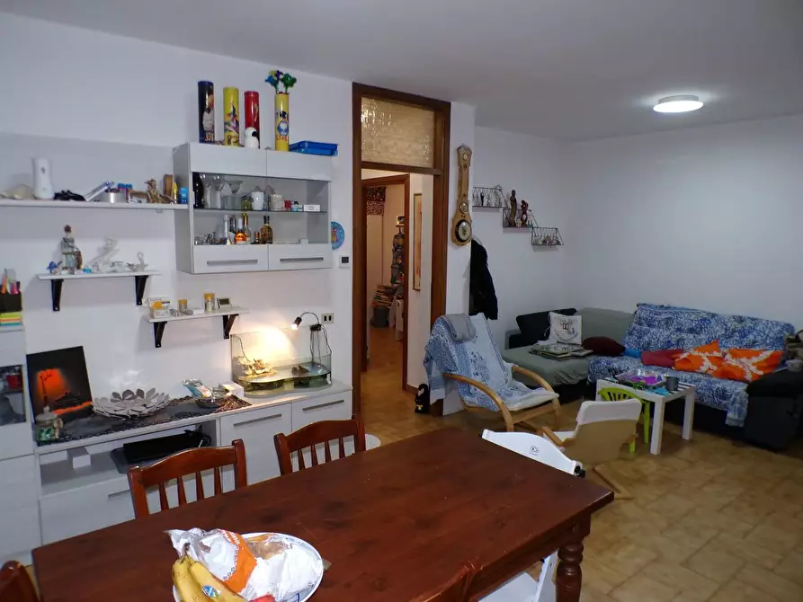 Immagine 11 di Appartamento in vendita  a Cascina