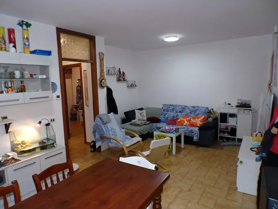 Immagine 10 di Appartamento in vendita  a Cascina