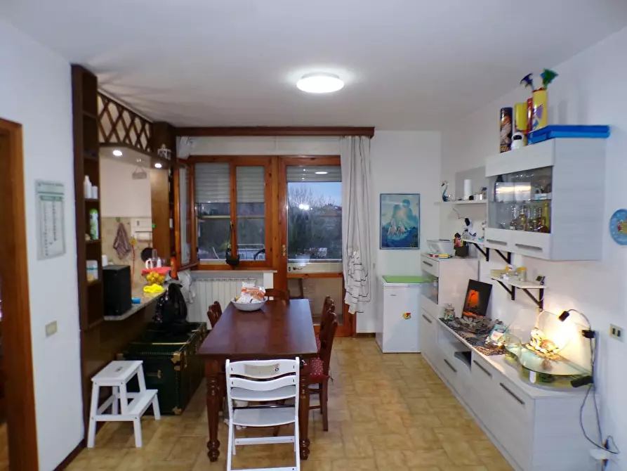 Immagine 13 di Appartamento in vendita  a Cascina