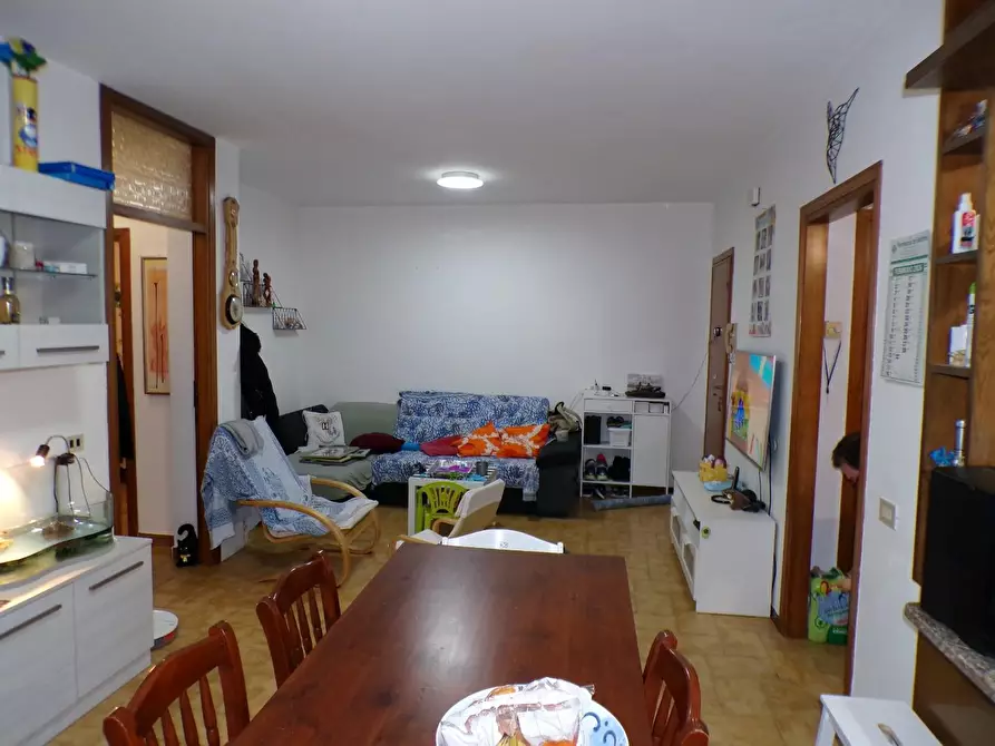 Immagine 12 di Appartamento in vendita  a Cascina