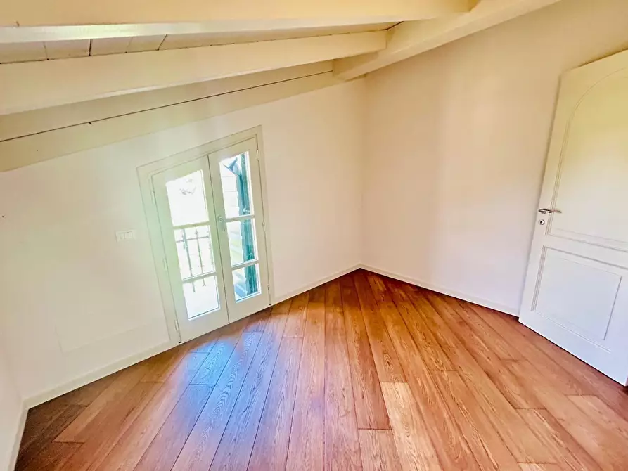 Immagine 10 di Casa bifamiliare in vendita  a Empoli