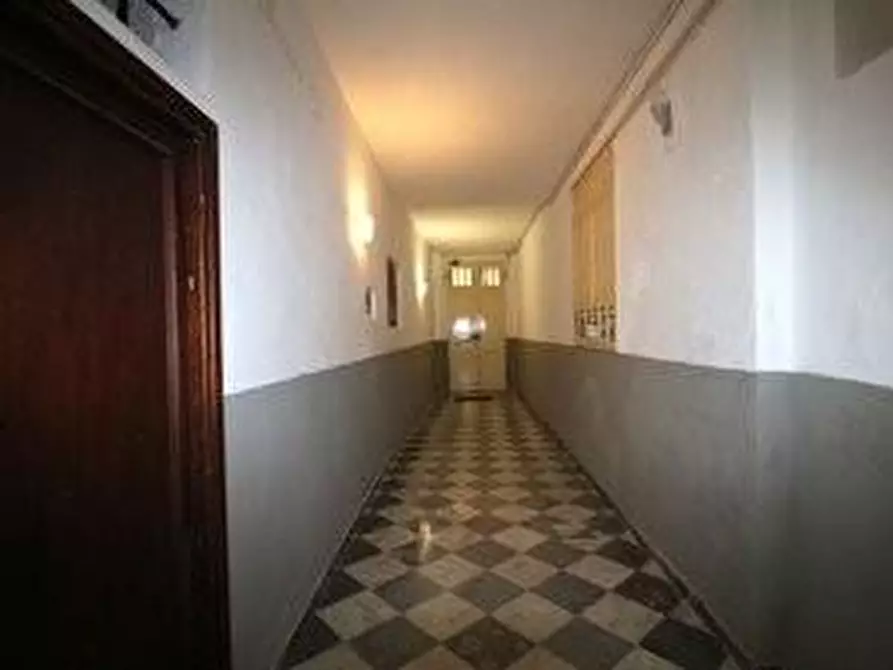 Immagine 2 di Appartamento in vendita  a Pisa