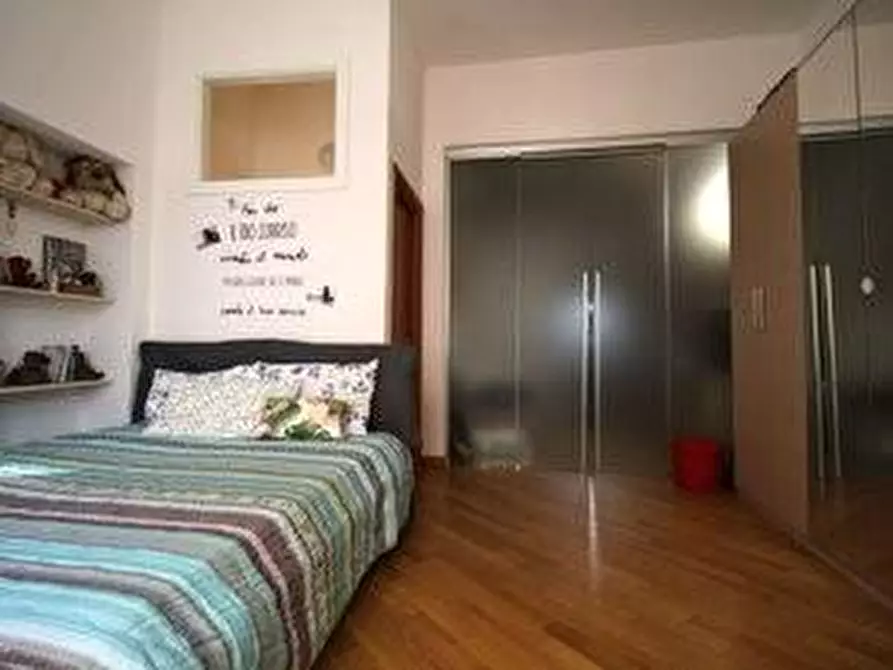 Immagine 6 di Appartamento in vendita  a Pisa