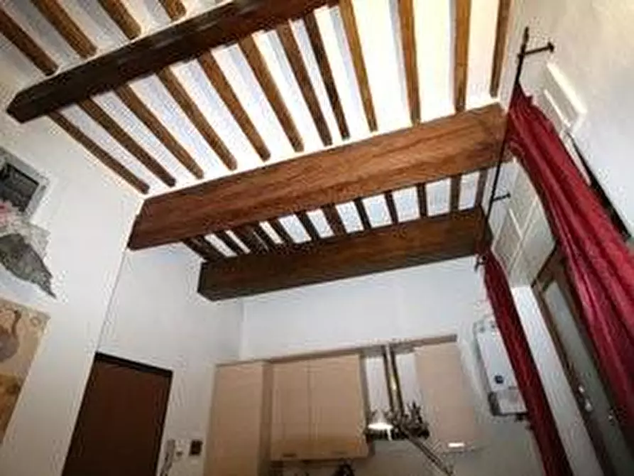 Immagine 16 di Appartamento in vendita  a Pisa