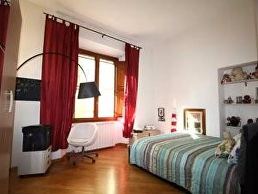 Immagine 5 di Appartamento in vendita  a Pisa