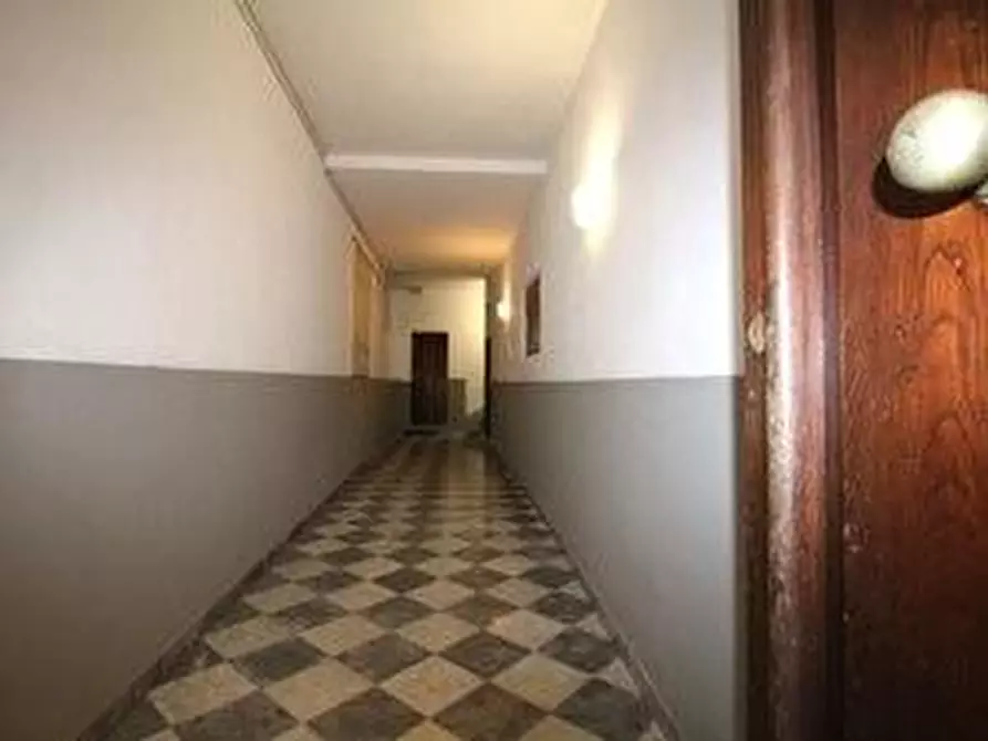 Immagine 13 di Appartamento in vendita  a Pisa