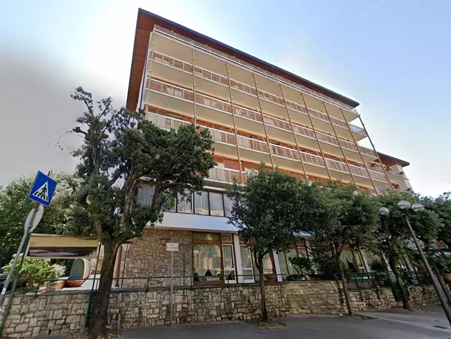 Immagine 2 di Albergo/B&B/Residence in vendita  a Montecatini Terme
