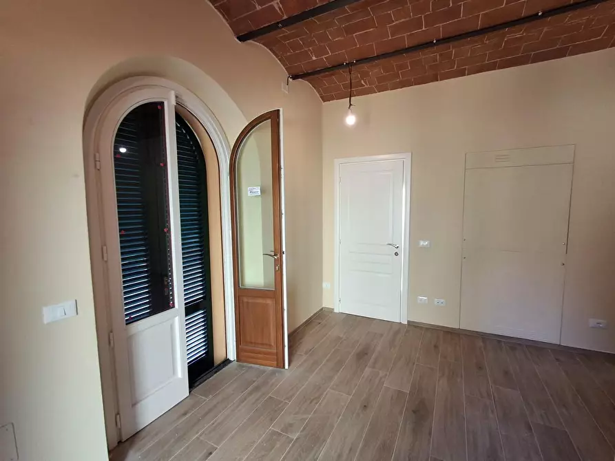 Immagine 19 di Appartamento in vendita  a San Giuliano Terme