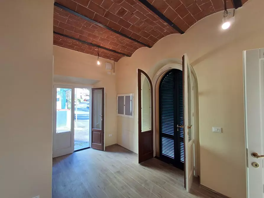 Immagine 5 di Appartamento in vendita  a San Giuliano Terme