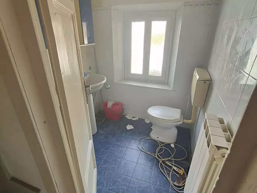 Immagine 25 di Villa in vendita  a Viareggio