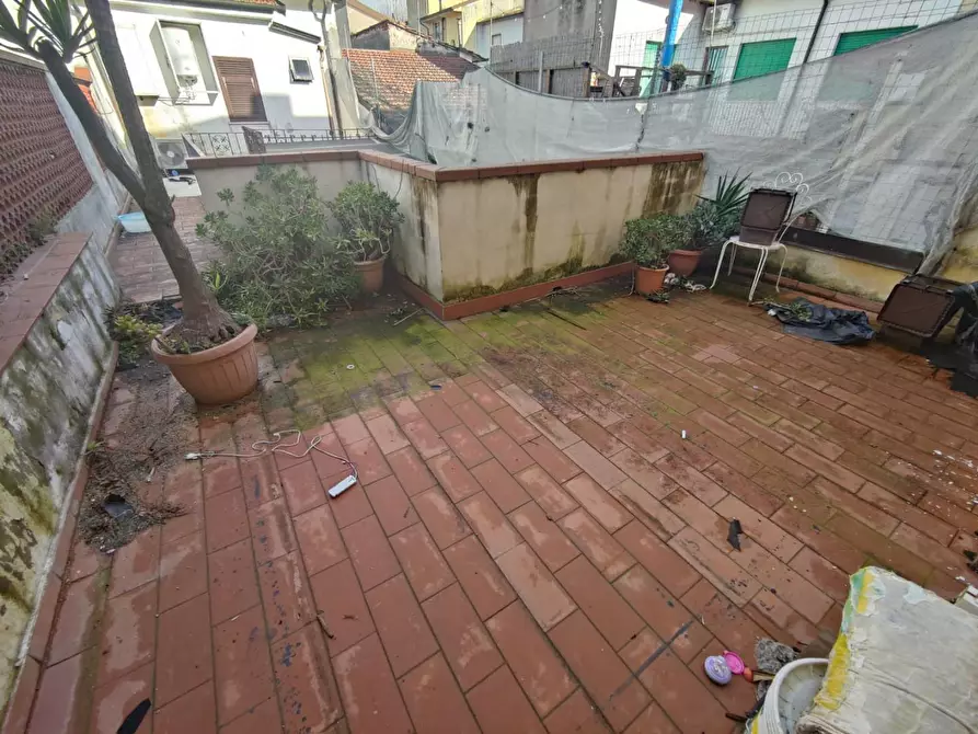 Immagine 22 di Villa in vendita  a Viareggio