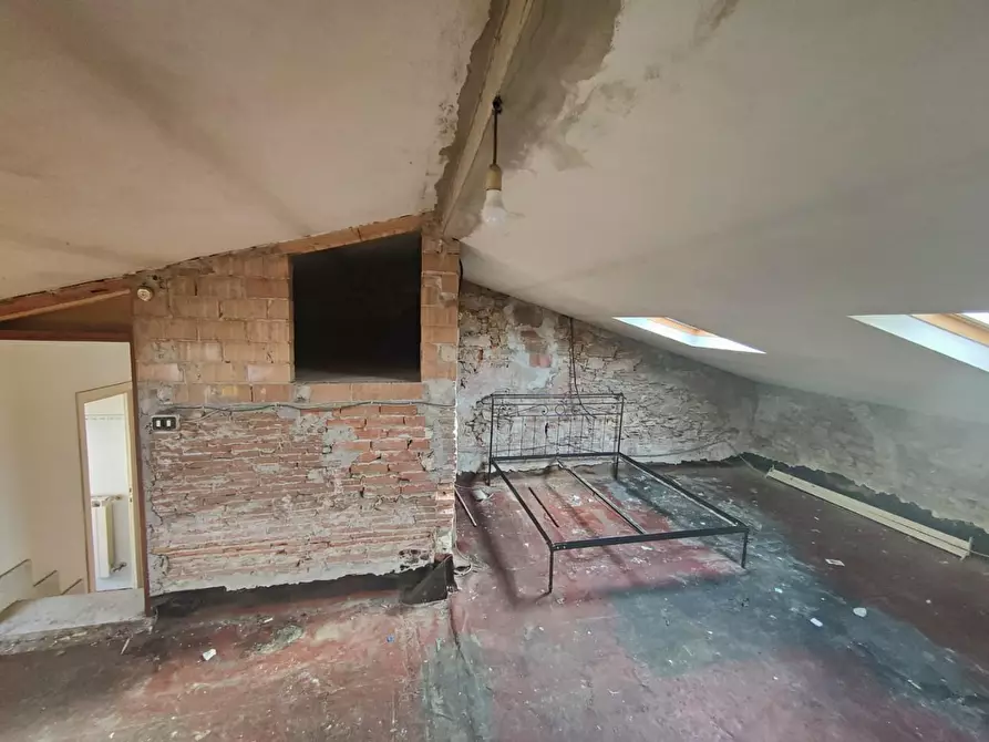 Immagine 18 di Villa in vendita  a Viareggio