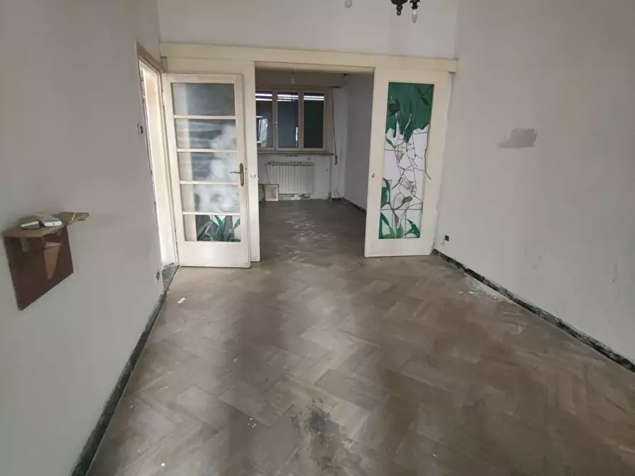 Immagine 15 di Villa in vendita  a Viareggio