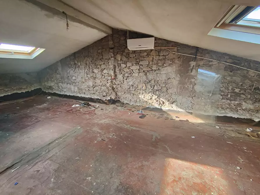 Immagine 20 di Villa in vendita  a Viareggio