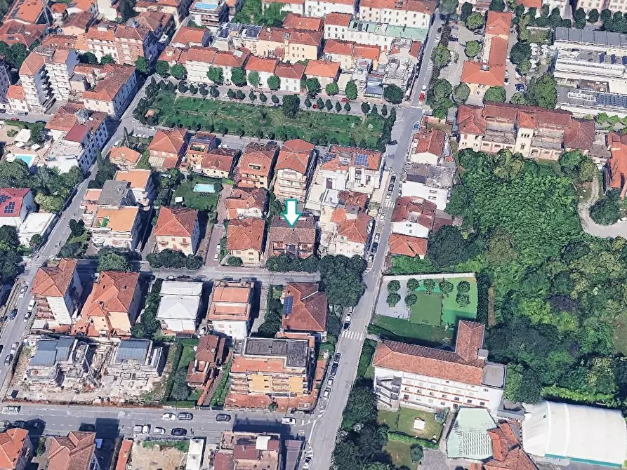 Immagine 2 di Appartamento in vendita  a Montecatini Terme