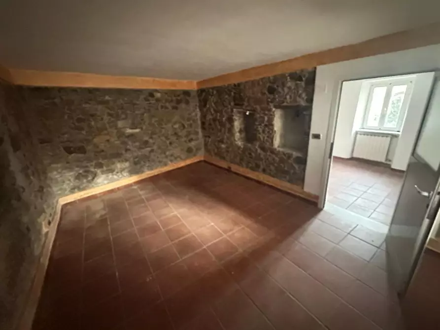 Immagine 12 di Appartamento in vendita  a Castelnuovo Magra