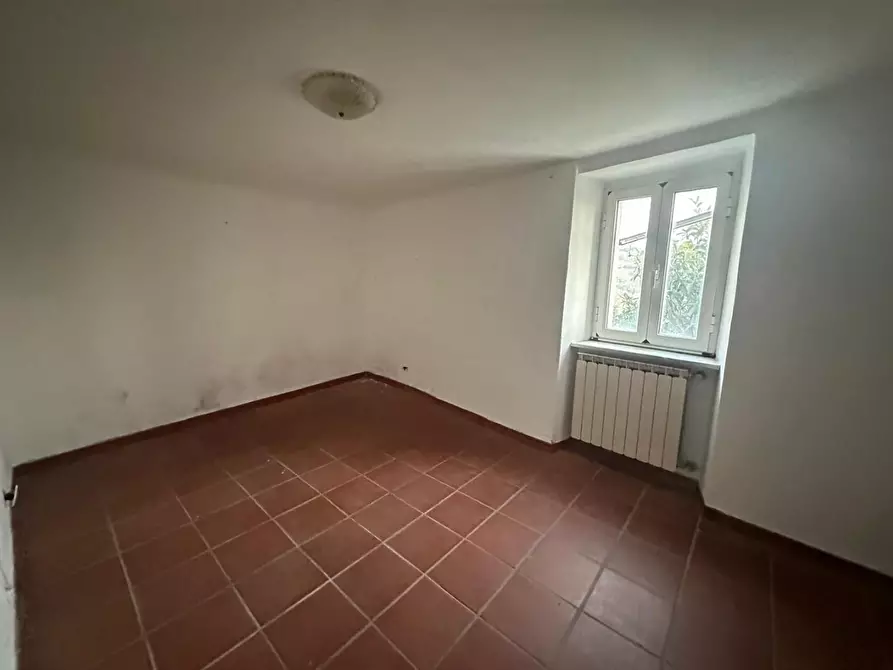 Immagine 8 di Appartamento in vendita  a Castelnuovo Magra