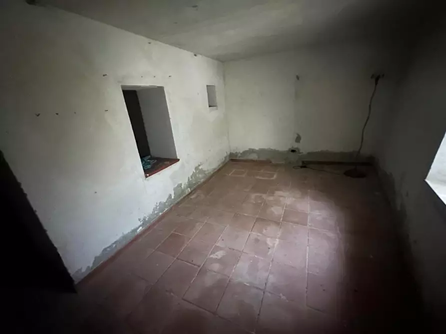 Immagine 32 di Appartamento in vendita  a Castelnuovo Magra