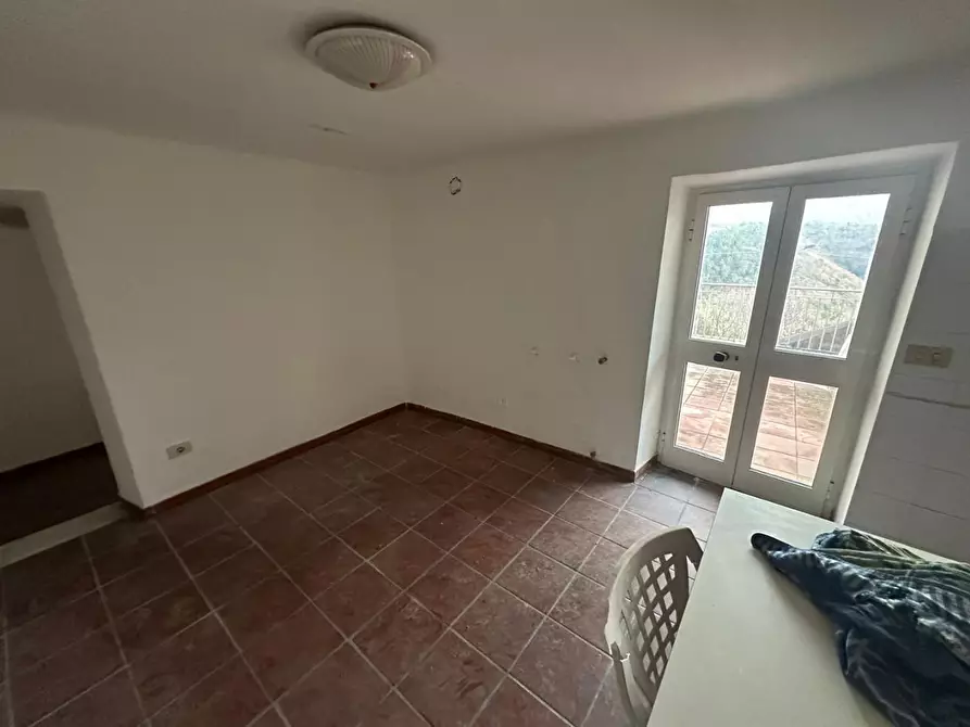 Immagine 18 di Appartamento in vendita  a Castelnuovo Magra