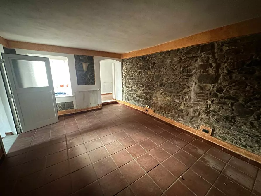 Immagine 7 di Appartamento in vendita  a Castelnuovo Magra