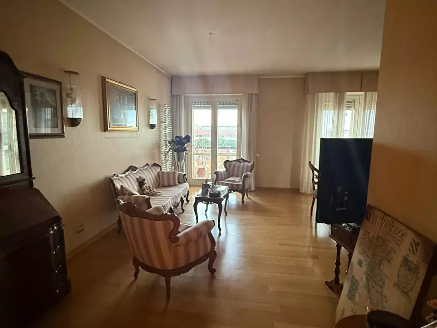 Immagine 9 di Mansarda in vendita  a Carrara