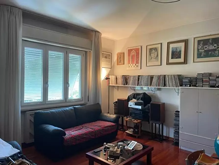 Immagine 1 di Appartamento in vendita  a Pisa