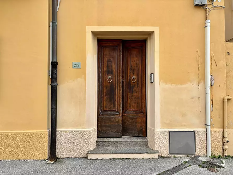 Immagine 16 di Appartamento in vendita  a Pontedera