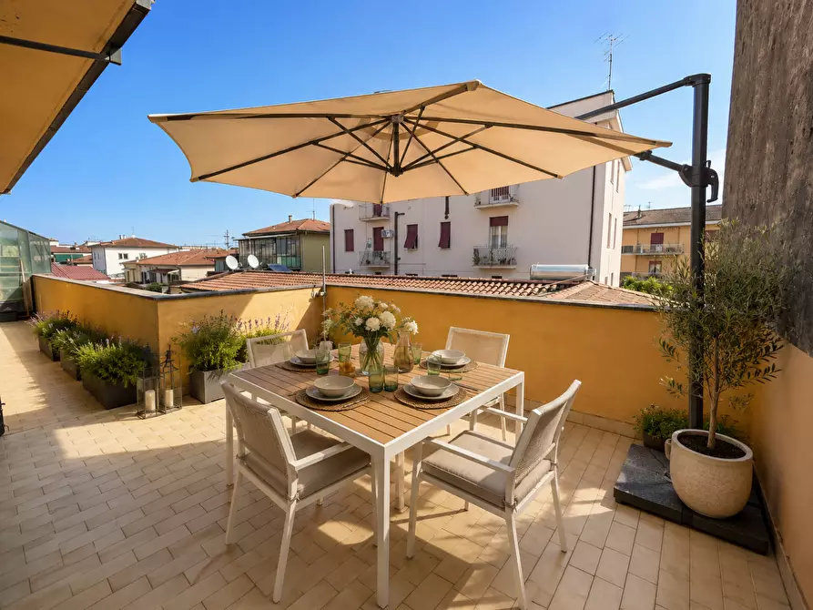Immagine 1 di Appartamento in vendita  a Pontedera