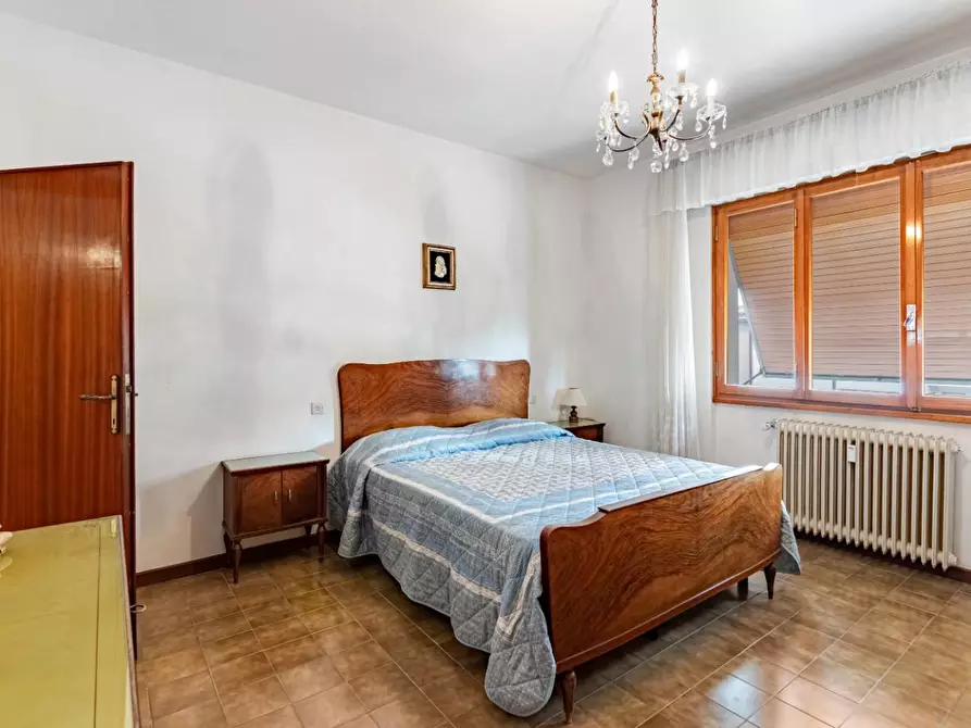 Immagine 12 di Appartamento in vendita  a Pisa