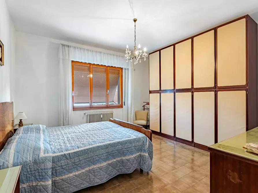 Immagine 10 di Appartamento in vendita  a Pisa