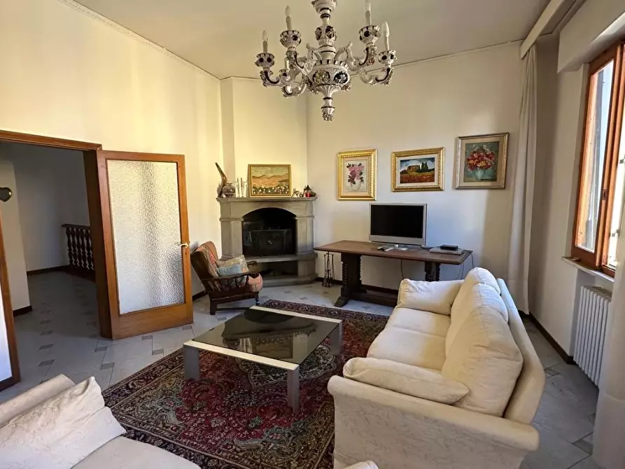 Immagine 3 di Appartamento in vendita  a Capraia E Limite