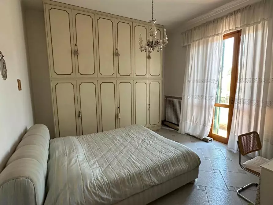 Immagine 21 di Appartamento in vendita  a Capraia E Limite