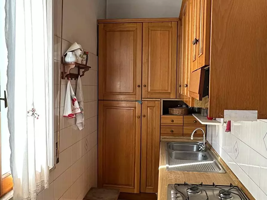 Immagine 6 di Appartamento in vendita  a Capraia E Limite