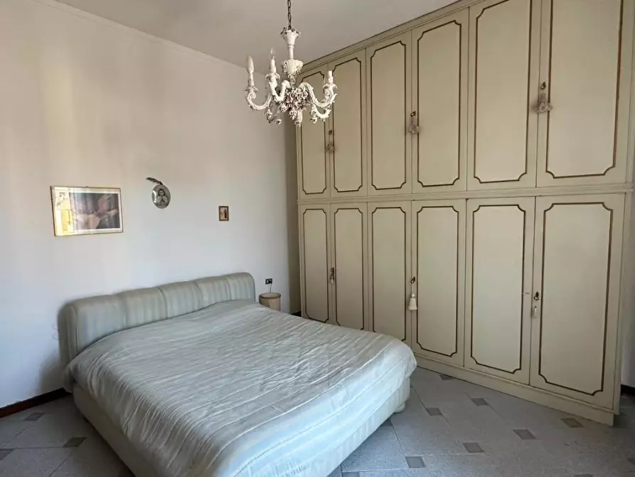 Immagine 20 di Appartamento in vendita  a Capraia E Limite