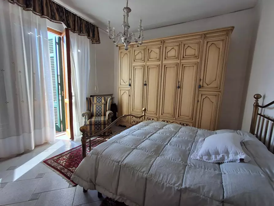 Immagine 14 di Appartamento in vendita  a Capraia E Limite