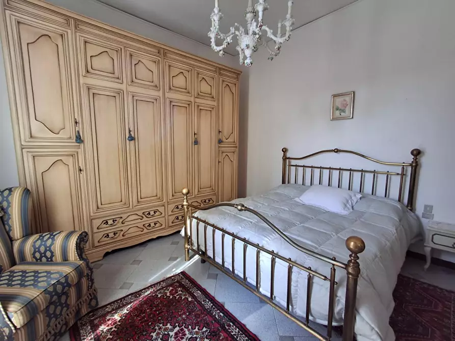 Immagine 15 di Appartamento in vendita  a Capraia E Limite