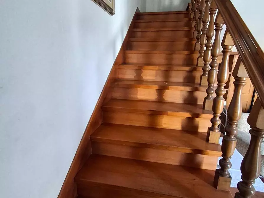 Immagine 3 di Appartamento in vendita  a Capraia E Limite