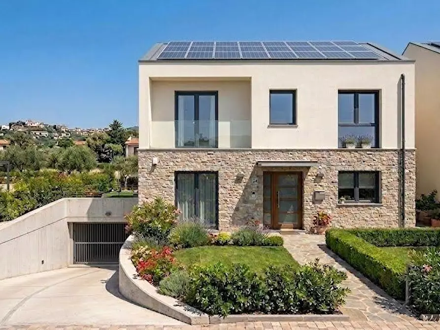 Immagine 2 di Villetta a schiera in vendita  a Colle Di Val D'elsa