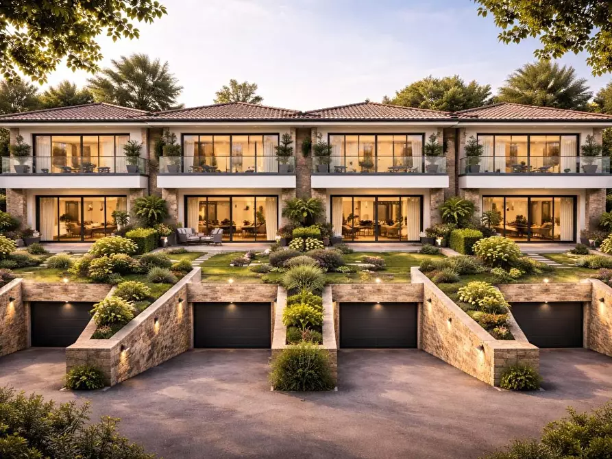 Immagine 1 di Villetta a schiera in vendita  a Colle Di Val D'elsa